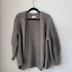 Chunky Knit Sweater Grey
